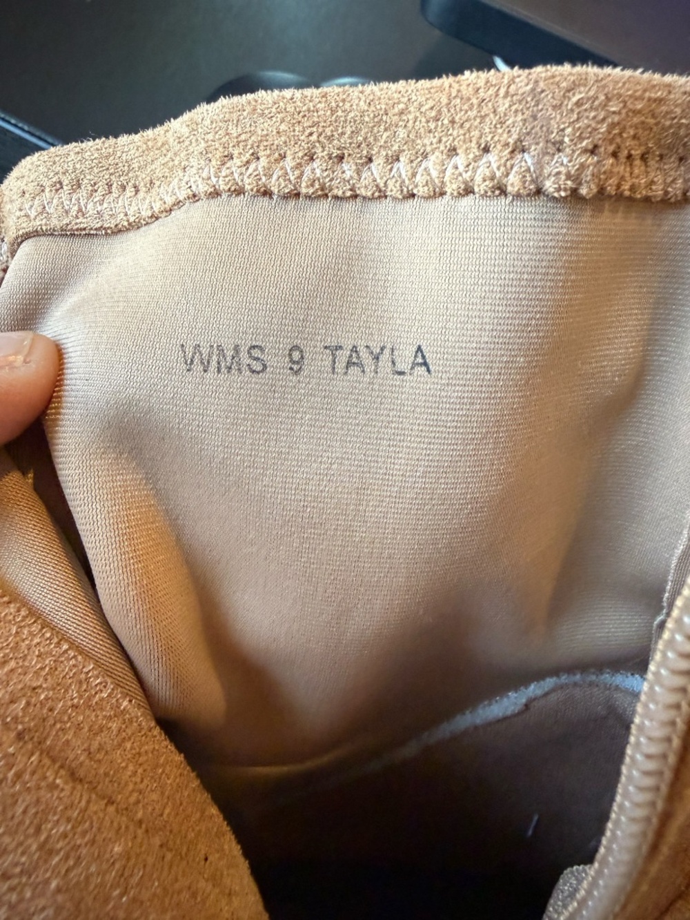 NEW! DV Dolce Vita, Tayla Faux Suede boot Size 9 - Picture 7 of 7